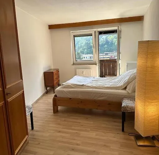 Geraeumige Rustikale Tiroler 1-8 Personen Apartment *